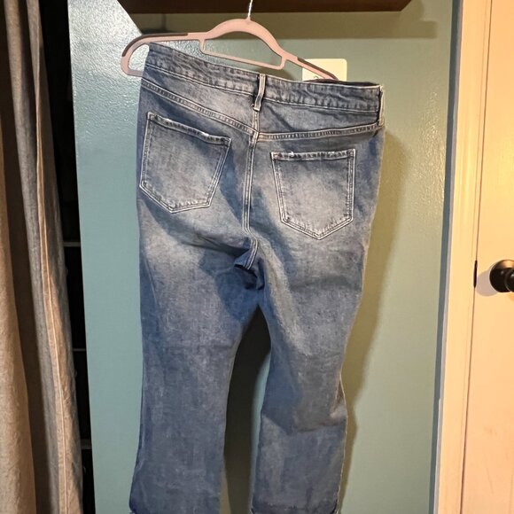 Old Navy Ankle Flare Jeans - Picture 2 of 4